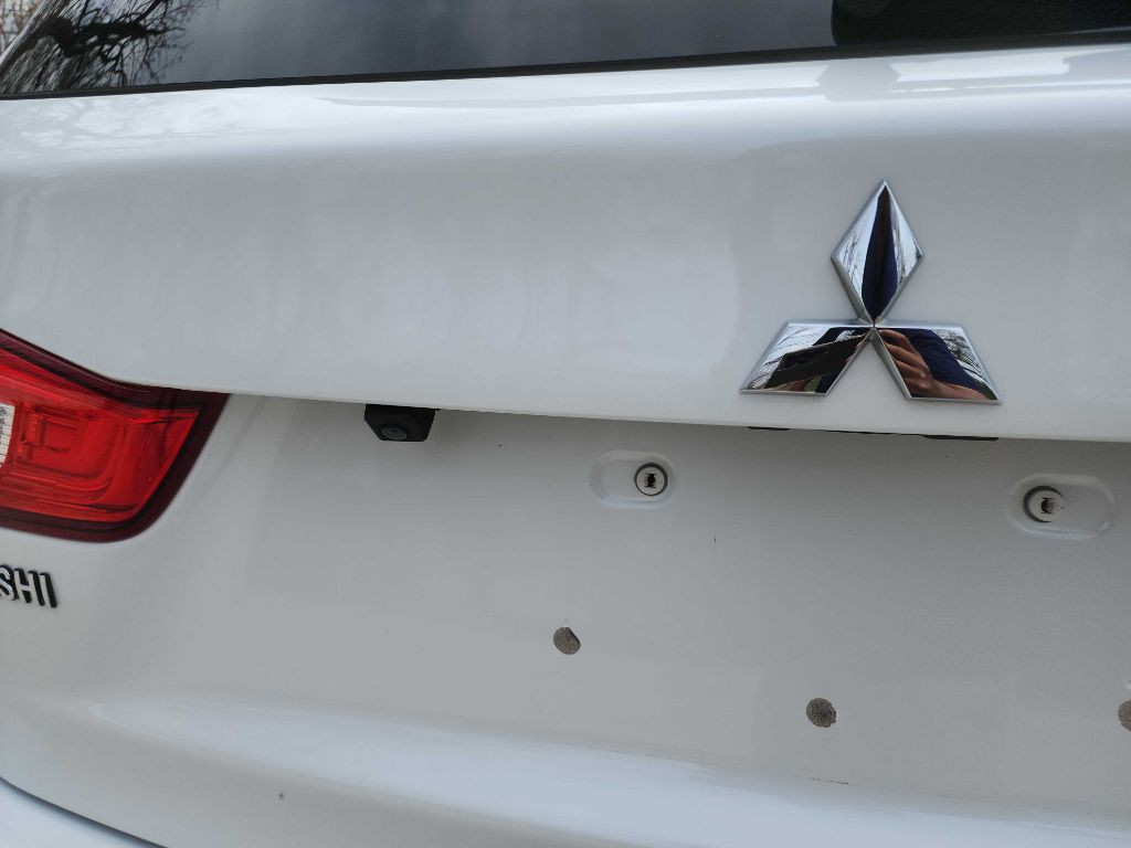 2017 Mitsubishi Outlander Image 7