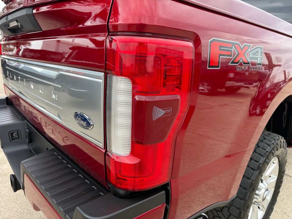 2017 Ford F-250 Image 12