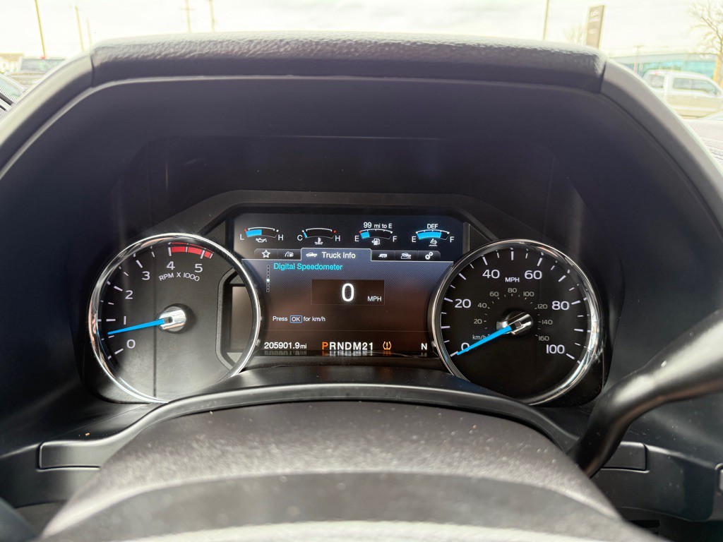 2017 Ford F-250 Image 32