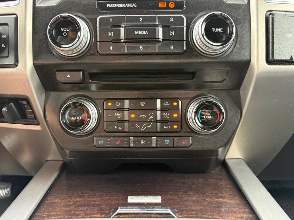 2017 Ford F-250 Image 37