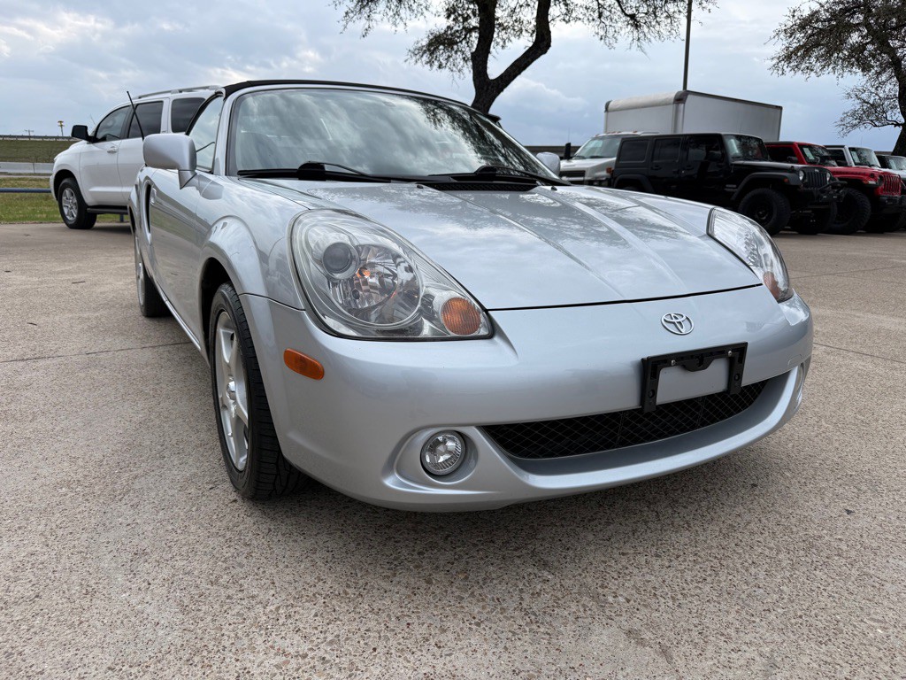 2003 Toyota MR2 Image 1