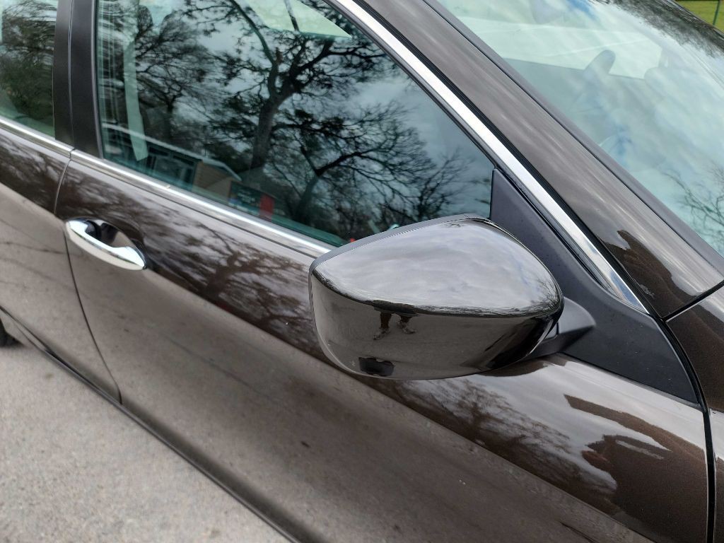 2016 Honda Accord Image 12