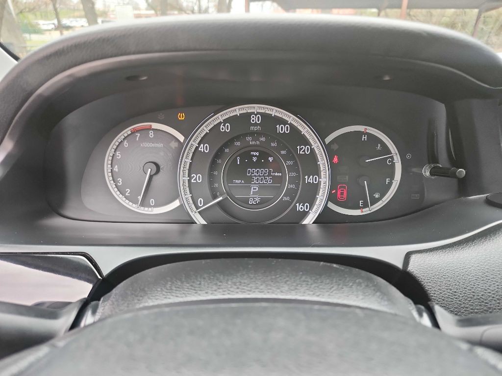 2016 Honda Accord Image 18