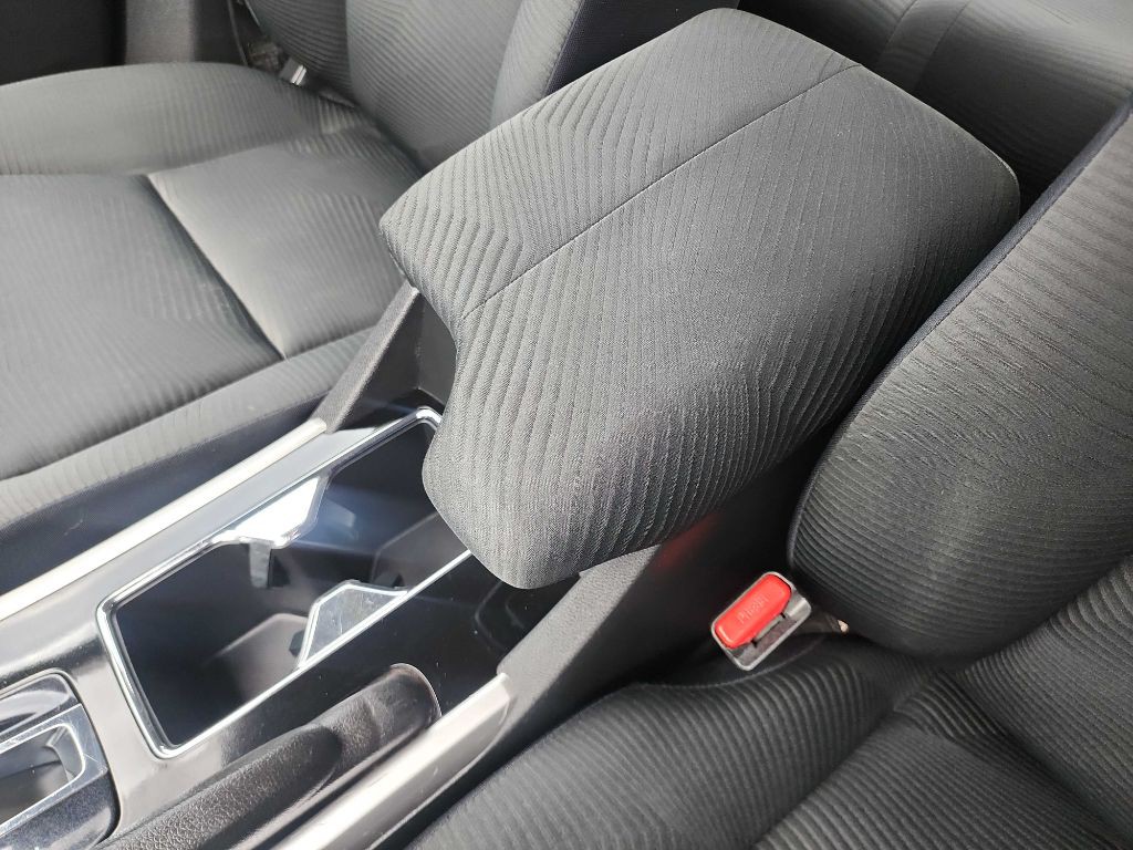 2016 Honda Accord Image 24