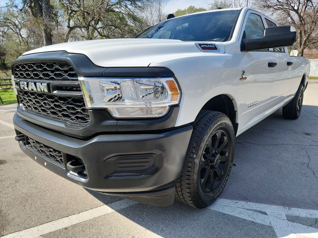 2022 RAM 2500 Image 3