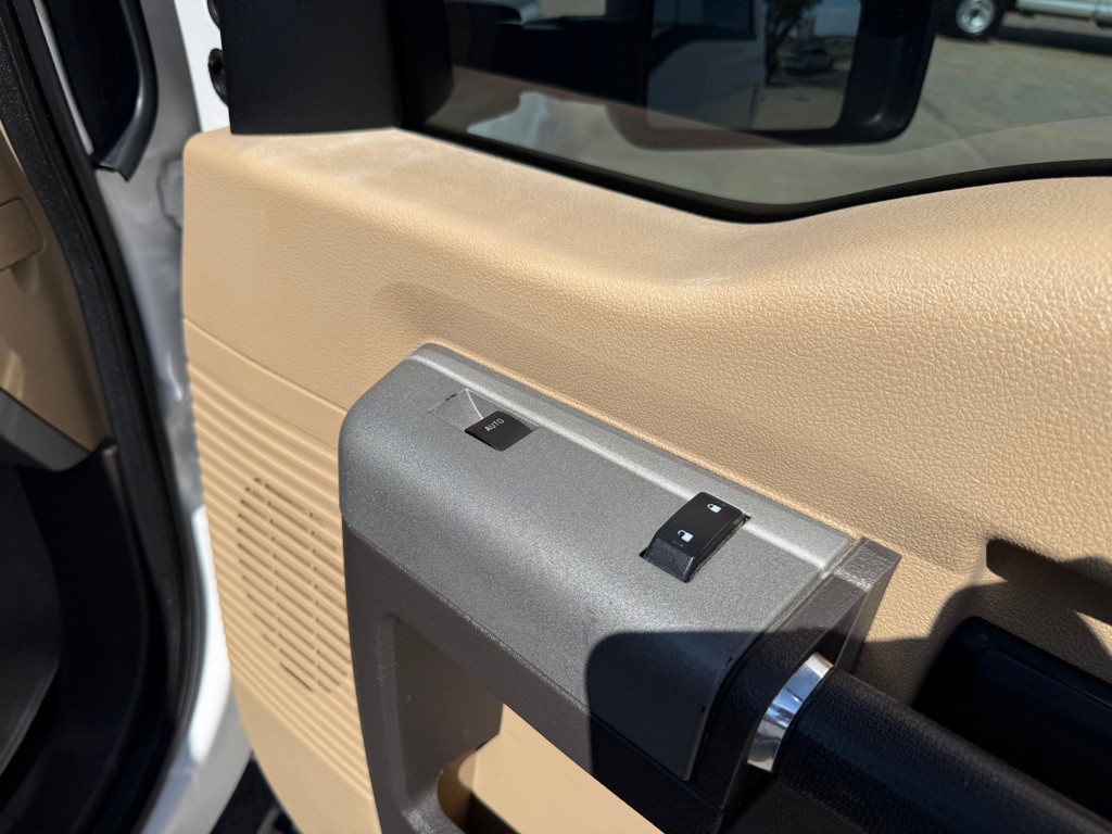2013 Ford F-250 Image 27
