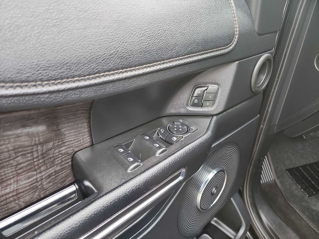 2020 Ford Expedition Image 12