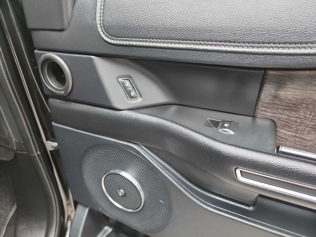 2020 Ford Expedition Image 40