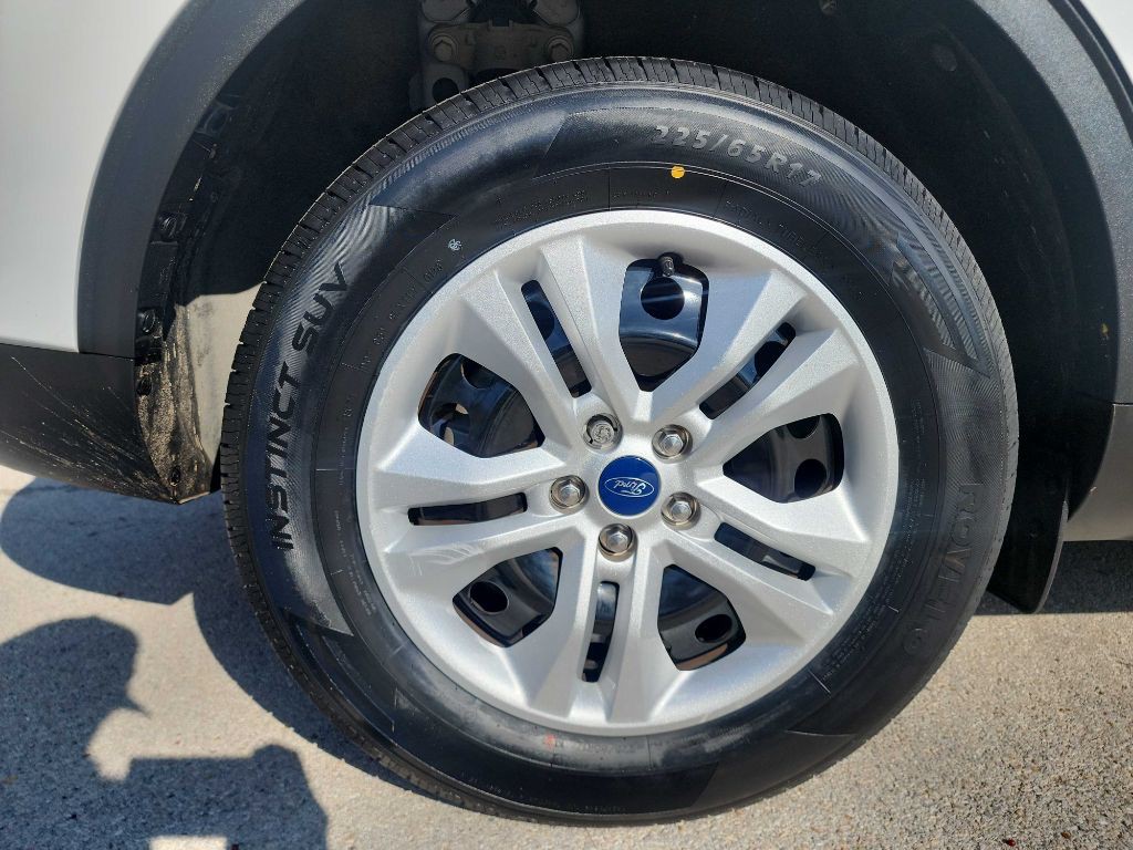 2022 Ford Escape Image 11