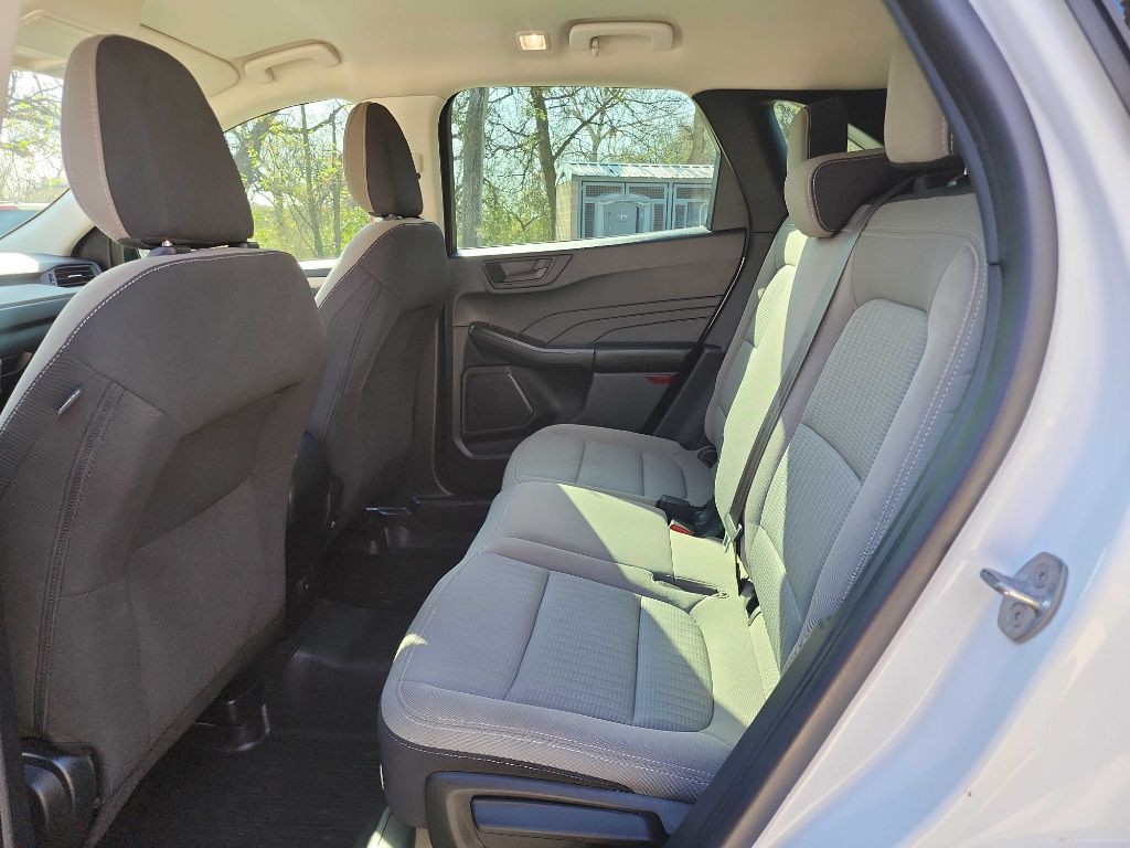 2022 Ford Escape Image 27