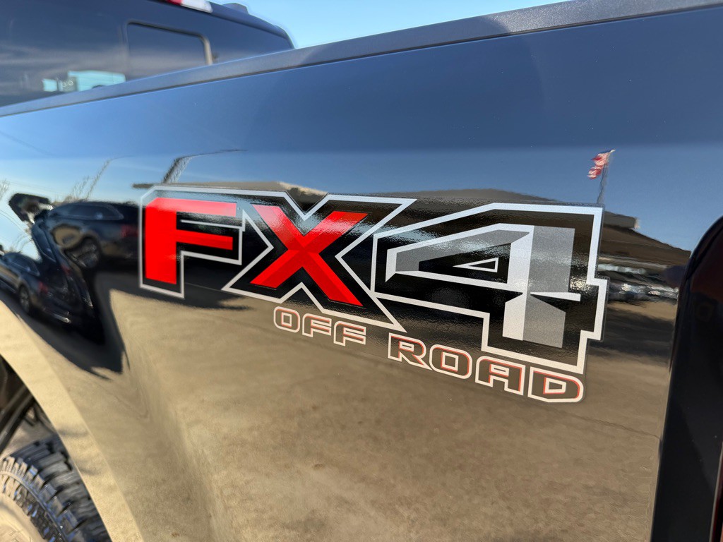 2021 Ford F-250 Image 9