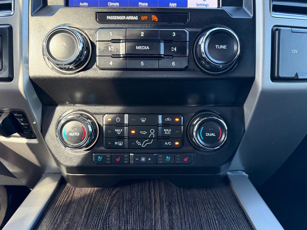 2021 Ford F-250 Image 34