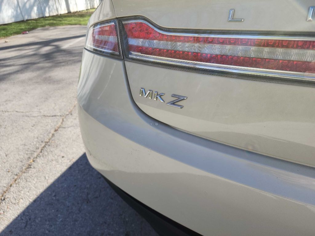 2015 Lincoln MKZ Image 8