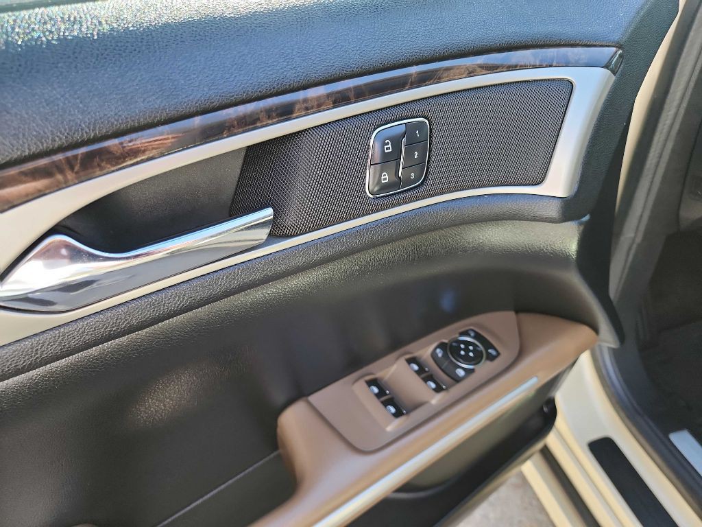 2015 Lincoln MKZ Image 14