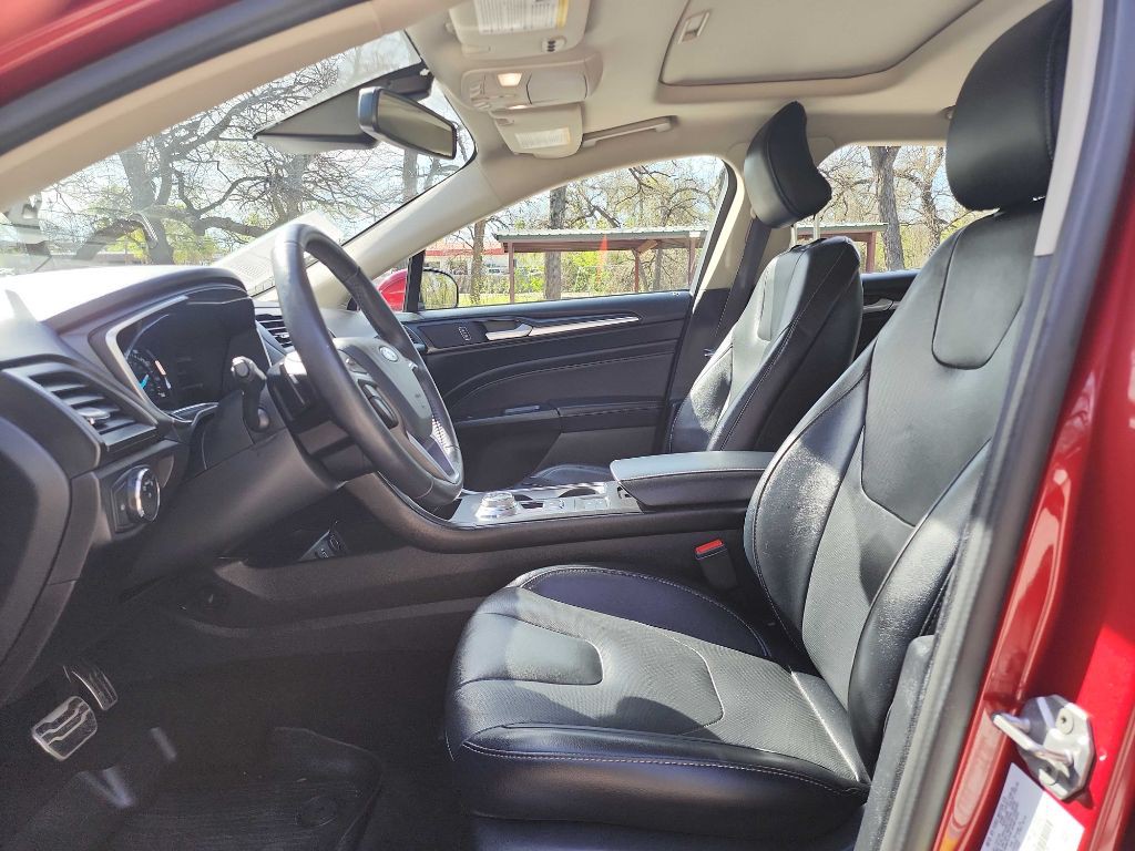 2017 Ford Fusion Image 12