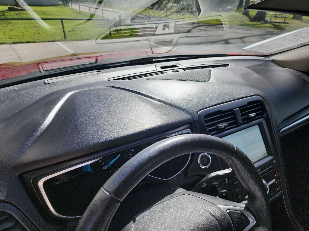 2017 Ford Fusion Image 17