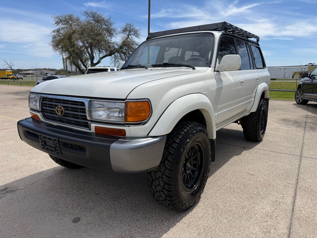 1997 Toyota Land Cruiser Image 3