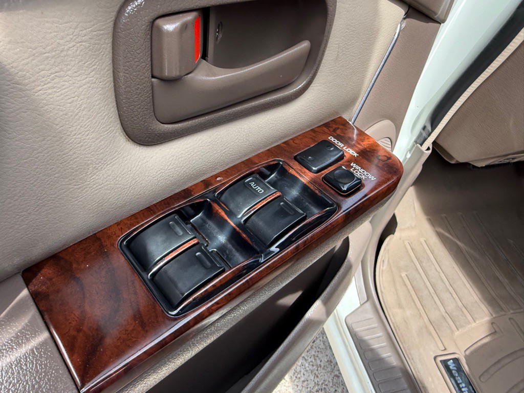 1997 Toyota Land Cruiser Image 19