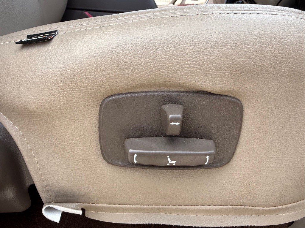 1997 Toyota Land Cruiser Image 22