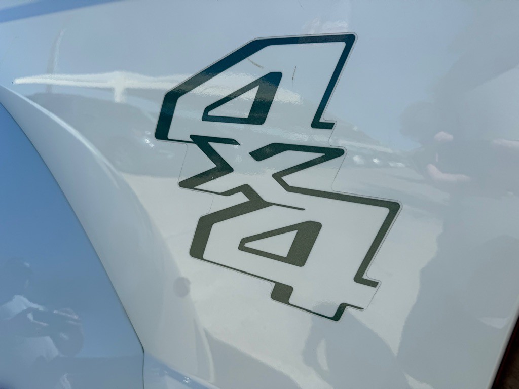 2011 Ford F-350 Image 8