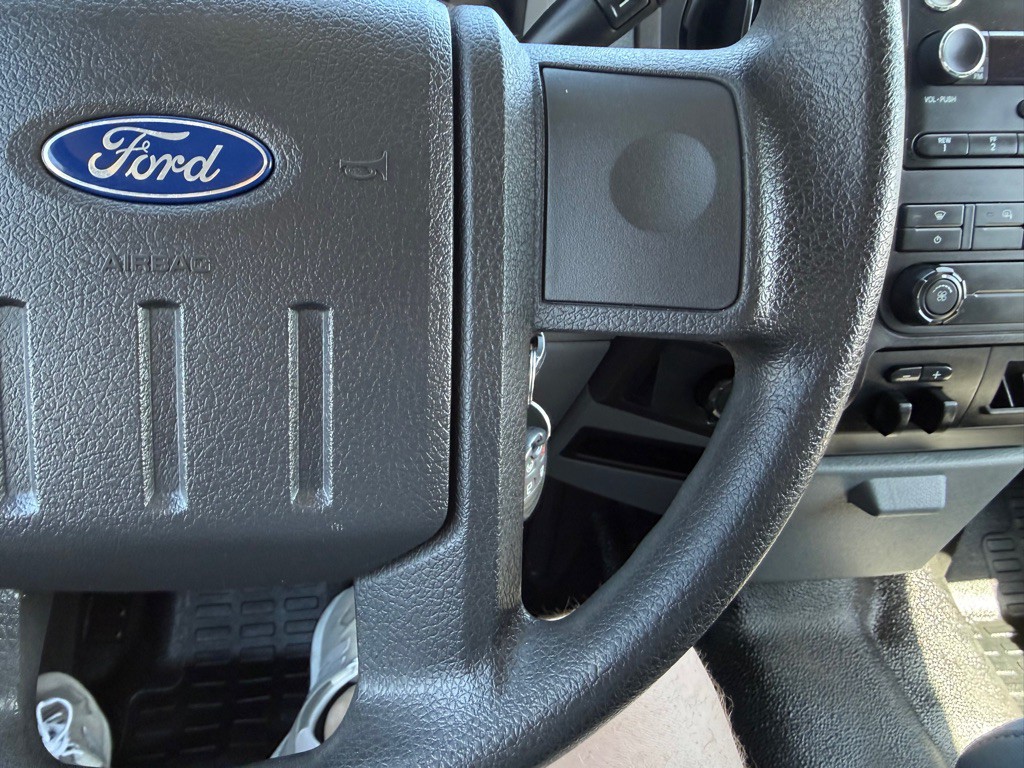 2011 Ford F-350 Image 26