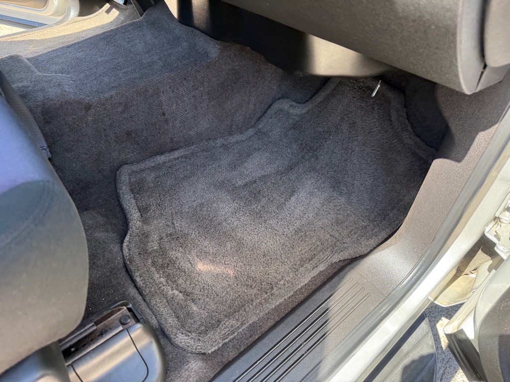 2011 Chevrolet Avalanche Image 25