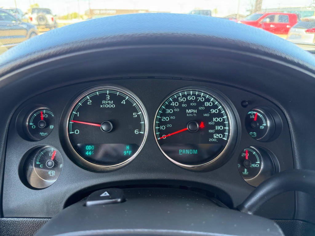 2011 Chevrolet Avalanche Image 28