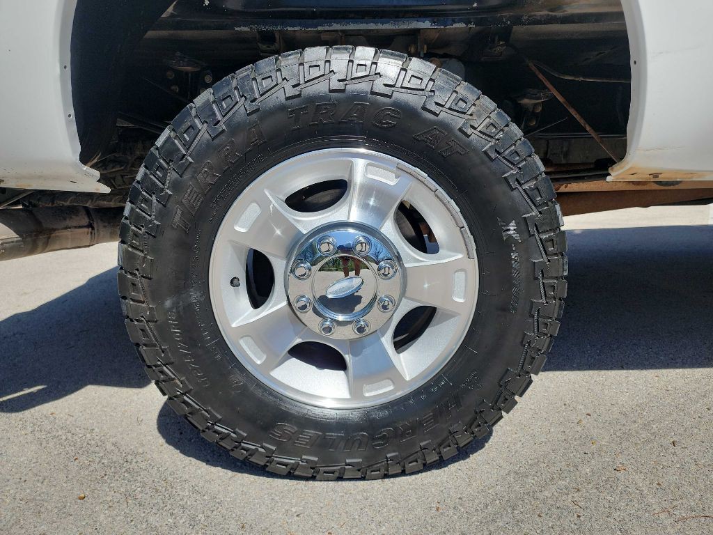 2012 Ford F-350 Image 10