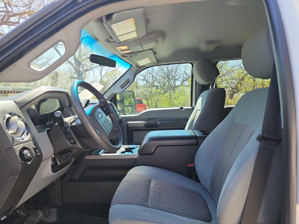 2012 Ford F-350 Image 20