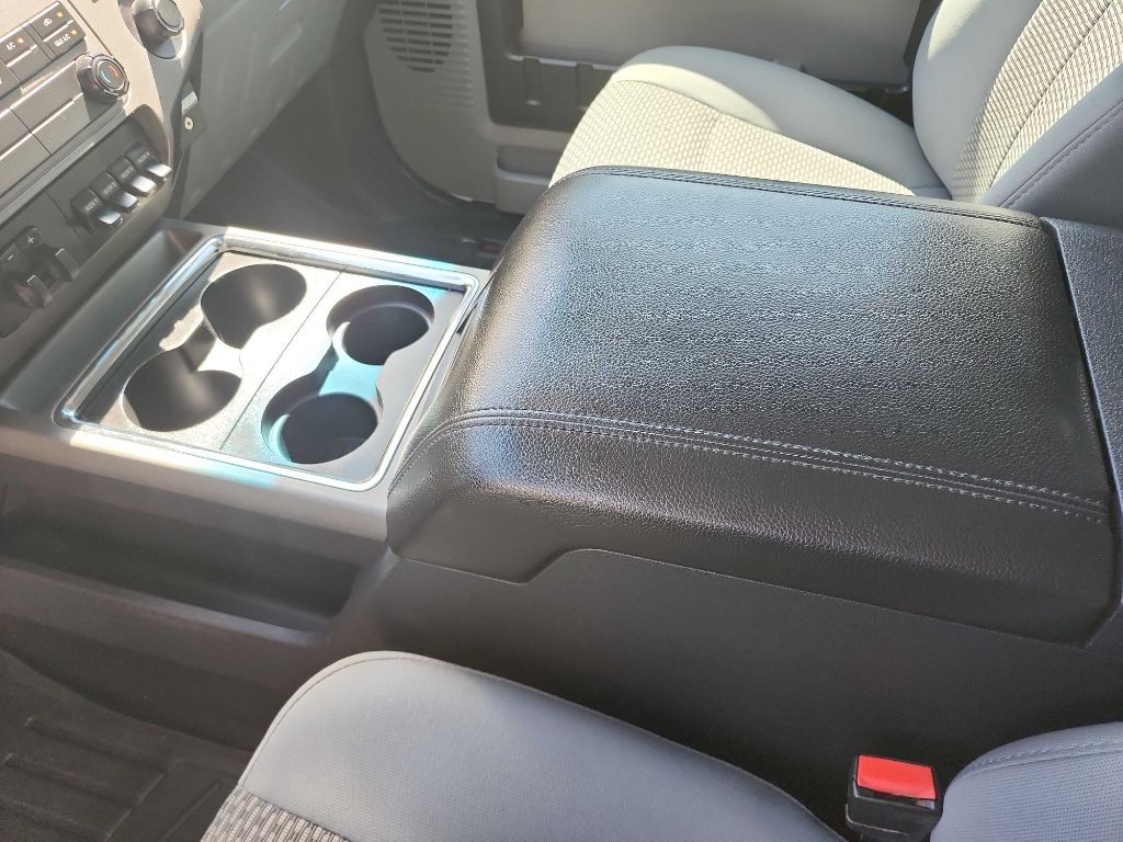 2012 Ford F-350 Image 29