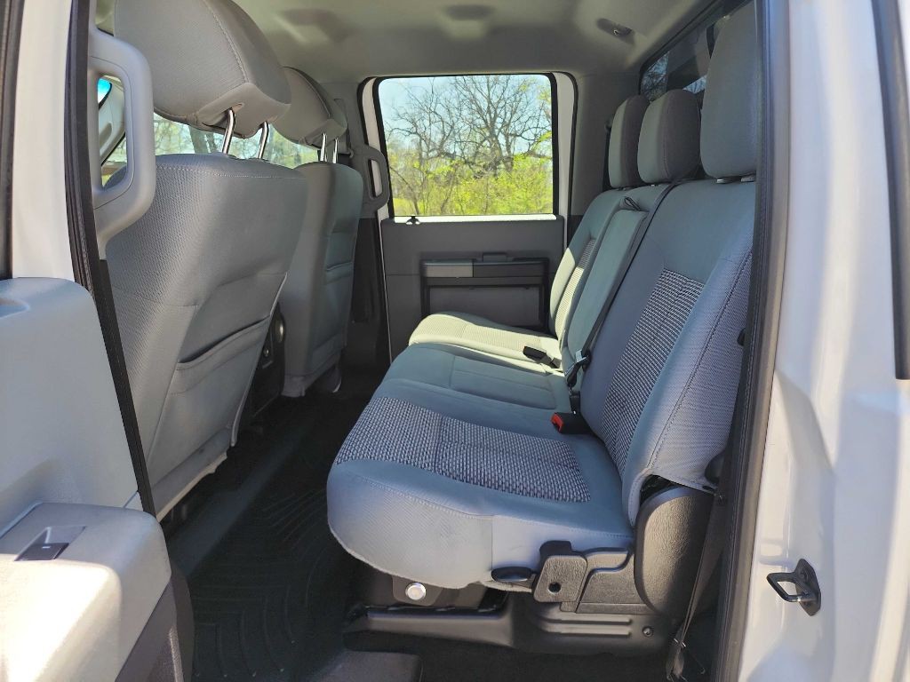 2012 Ford F-350 Image 31