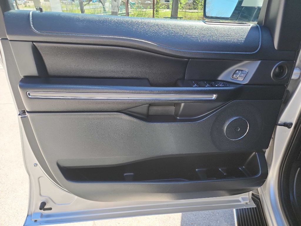 2019 Ford Expedition Image 14