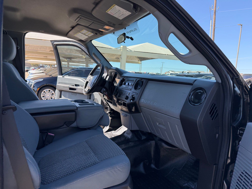 2011 Ford F-250 Image 17