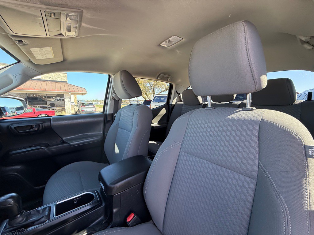 2023 Toyota Tacoma Image 18