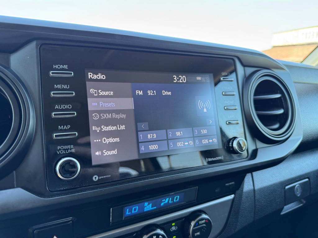 2023 Toyota Tacoma Image 28