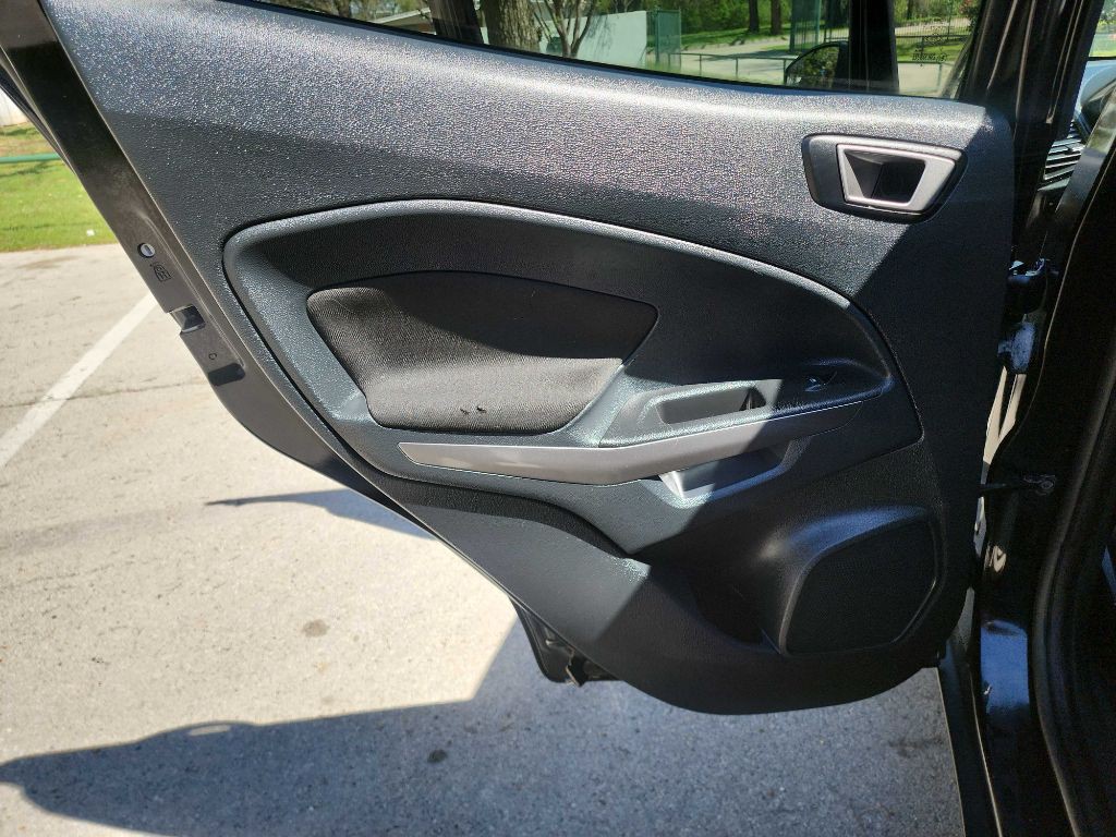 2020 Ford Econoline Image 26