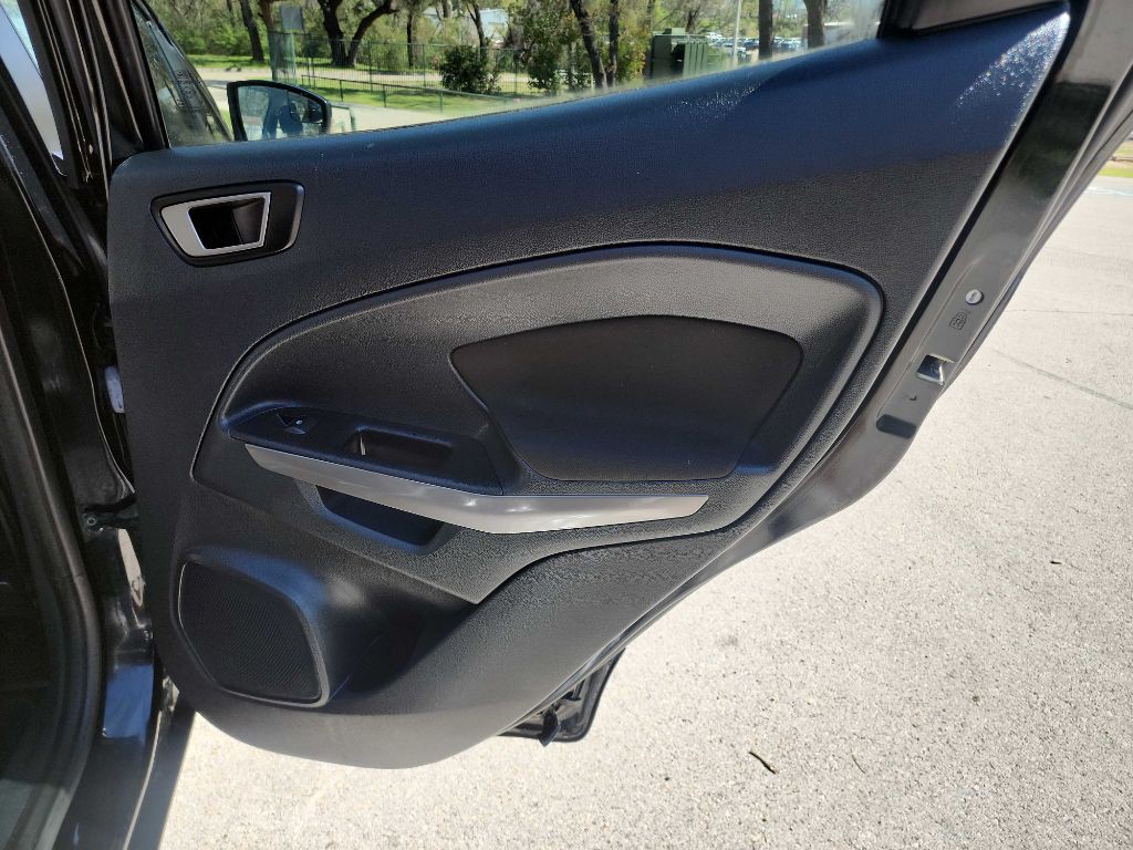 2020 Ford Econoline Image 29