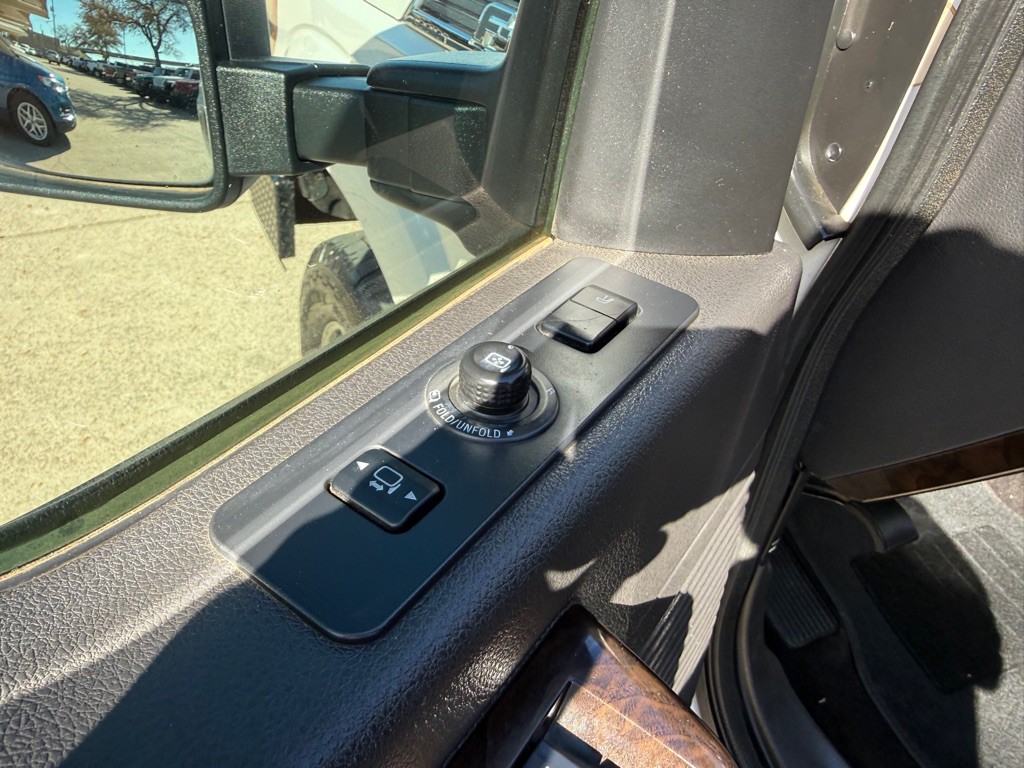 2014 Ford F-250 Image 24