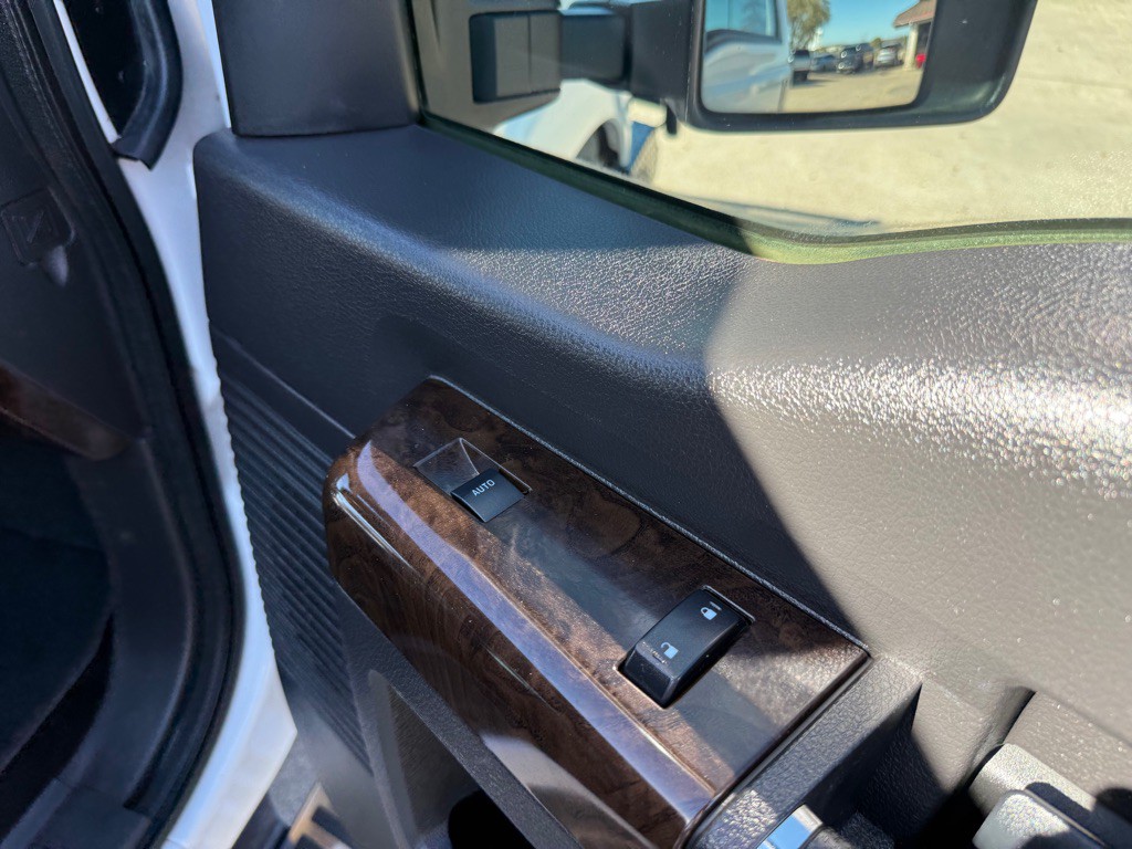 2014 Ford F-250 Image 29