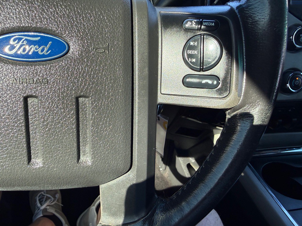 2014 Ford F-250 Image 32