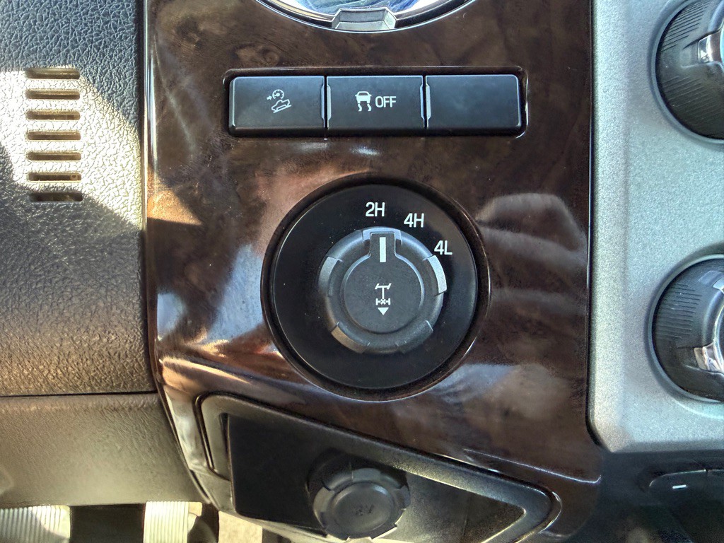 2014 Ford F-250 Image 33