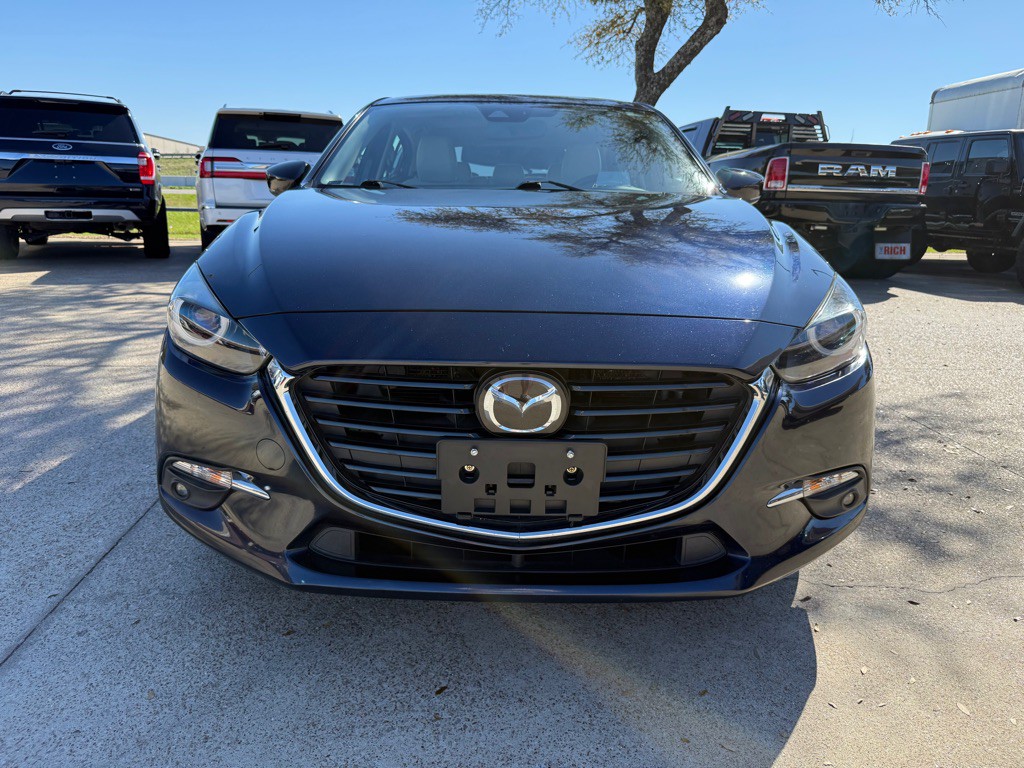 2018 Mazda Mazda3 Image 2