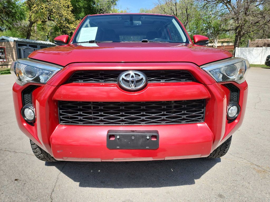 2016 Toyota 4Runner Image 2