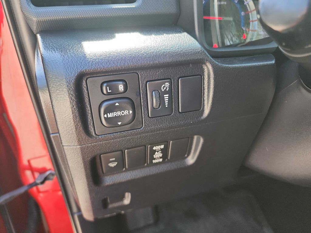 2016 Toyota 4Runner Image 19