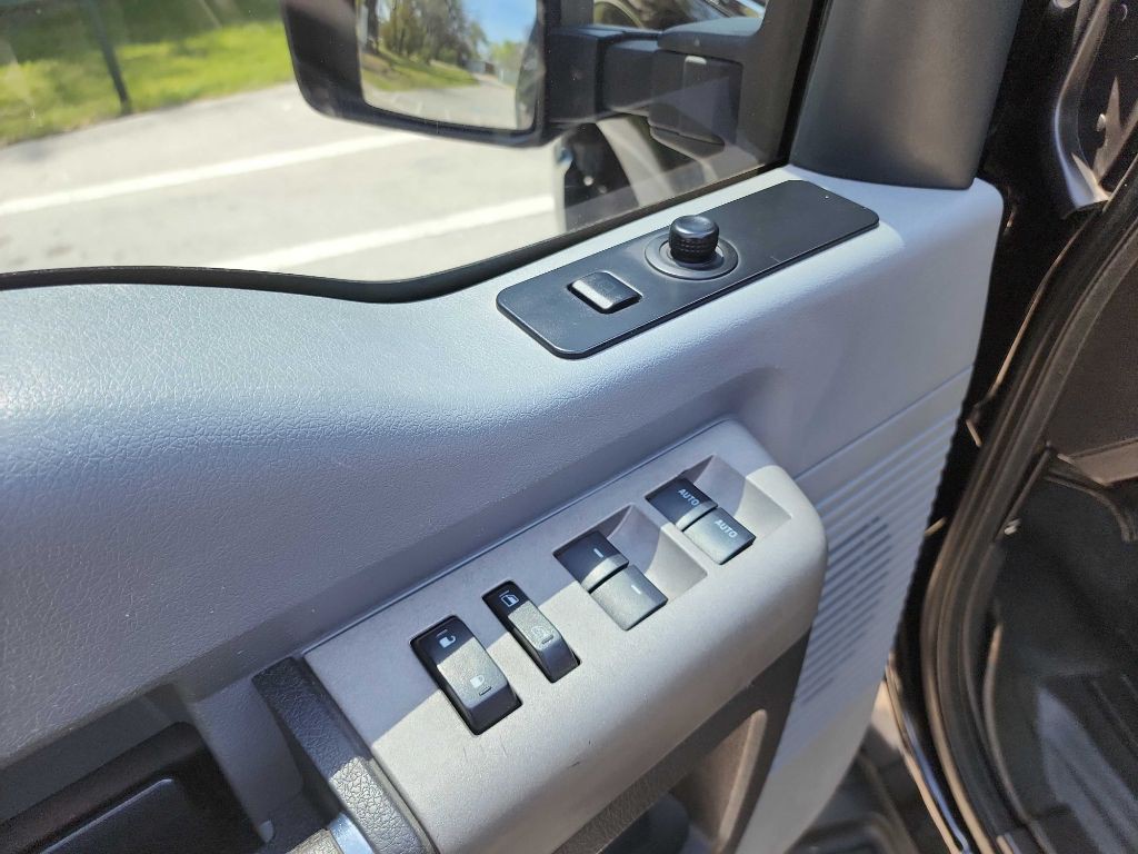 2016 Ford F-350 Image 15