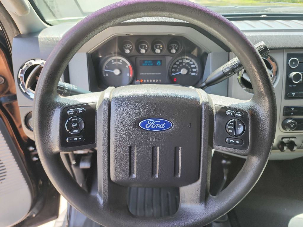 2016 Ford F-350 Image 21