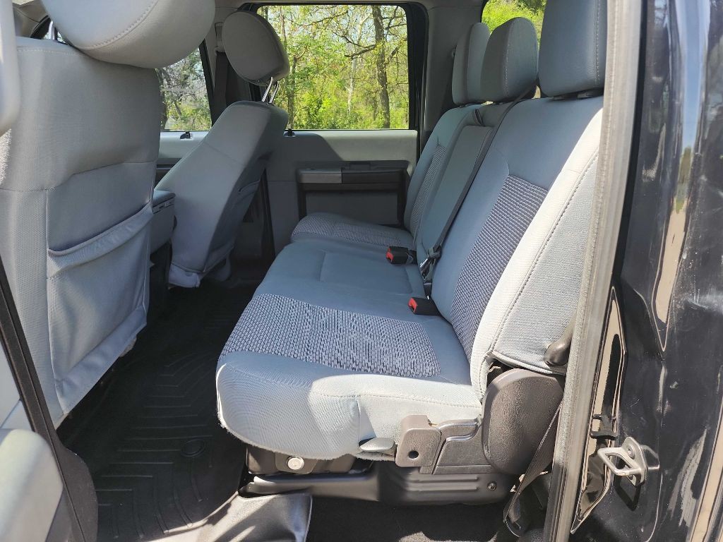 2016 Ford F-350 Image 31