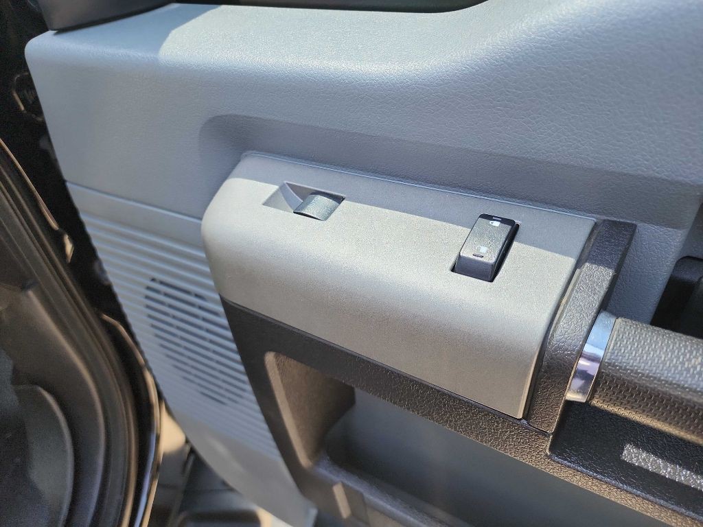 2016 Ford F-350 Image 34