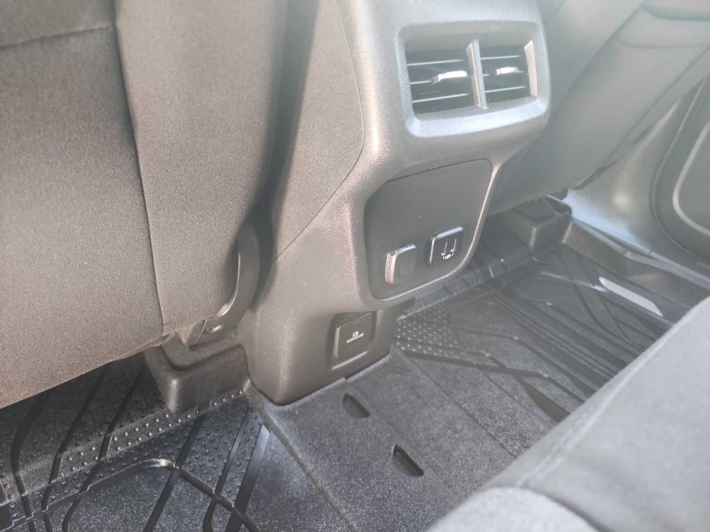 2018 Chevrolet Equinox Image 26