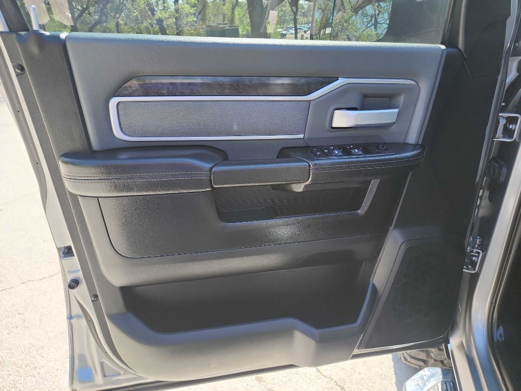 2020 RAM 2500 Image 19